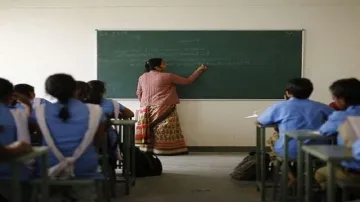 <p>Teachers Job</p>- India TV Hindi