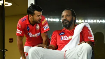 MI vs KXIP: Chris Gayle got angry before super over, said this to himself!- India TV Hindi