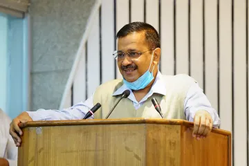 दिल्ली में कोरोना 'बेलगाम'! अगले हफ्ते अमित शाह से मिल सकते हैं अरविंद केजरीवाल- India TV Hindi