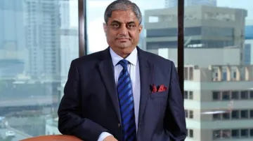 Former HDFC Bank CEO Aditya Puri to join PE major Carlyle as senior advisor- India TV Paisa