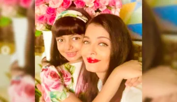 aishwarya rai shares pic with daughter - India TV Hindi