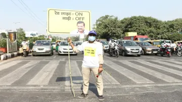 Kejriwal govt extends 'Red Light On, Gaadi Off' campaign till November 30- India TV Hindi