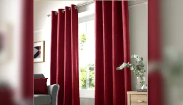 Vastu tips about curtain place red color curtain in south direction- India TV Hindi