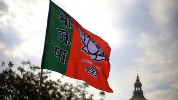 महाराष्ट्र विधान परिषद् चुनाव में बीजेपी को बड़ा झटका, नागपुर सीट भी हाथ से निकली- India TV Hindi