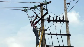 Power ministry drafts consumers’ rights for 24X7 electricity- India TV Paisa