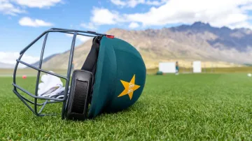 Pakistan Cricket Team Helmet- India TV Hindi