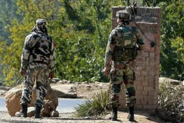 JeM module busted in J&K's Pulwama; 6 militant associates held- India TV Hindi