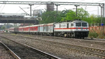 अब फटाफट बुक करा सकेंगे ट्रेन का टिकट - India TV Hindi