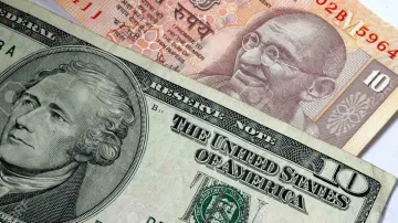 Rupee slips 6 paise to 73.90 against US dollar in early trade- India TV Paisa