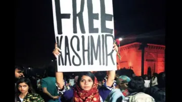 <p>'Free kashmir' का पोस्टर...- India TV Hindi