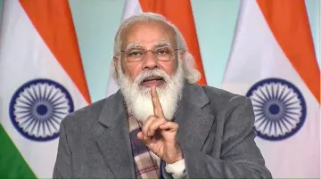 नए साल पर PM मोदी ने लिखी कविता- ‘अभी तो सूरज उगा है’, यहां सुनिए- India TV Hindi