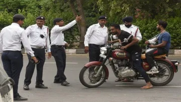 नहीं मानी बात तो होगा बड़ा नुकसान, परिवहन मंत्रालय ने ट्वीट कर दी जानकारी- India TV Hindi