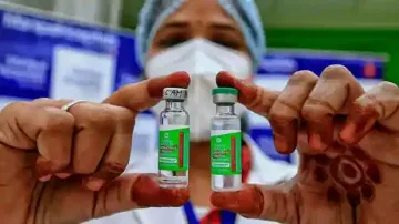 भारत ने बांग्लादेश, नेपाल समेत 6 देशों कोरोना वायरस वैक्सीन देने का ऐलान किया- India TV Hindi