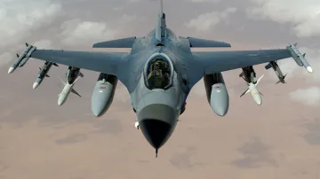 भारत पांचवीं पीढ़ी के लड़ाकू विमानों पर काम कर रहा है: वायुसेना प्रमुख- India TV Hindi