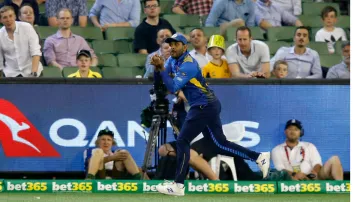 Jayasuriya retires from Sri Lanka cricket, decides to settle in US - India TV Hindi