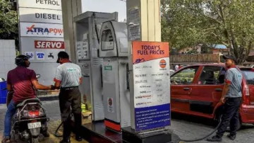 petrol diesel price rise after 29 days and reached record high- India TV Paisa