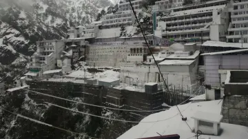 Alert: भारी बर्फबारी और बारिश होने का अलर्ट जारी, जानें कई दिनों के मौसम का हाल- India TV Hindi