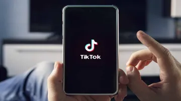 Tiktok shuts down India business but continues to engage with government- India TV Paisa