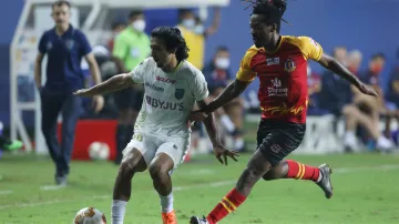 ISL-7: East Bengal held Kerala Blasters on par with Scott Neville's goal- India TV Hindi