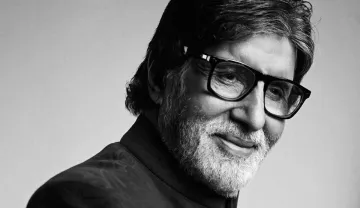 amitabh bachchan undergoing surgery due to medical condition - India TV Hindi