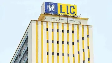 LIC IPO Divestment target for FY22 at Rs 1.75 lakh cr- India TV Paisa