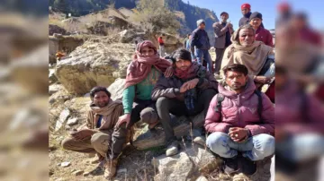 चमोली तबाही में 'लापता' हुए कई श्रमिक मिले, सुनाई आपबीती- India TV Hindi