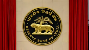 RBI ने जारी किया Alert, बैंक ग्राहकों के लिए दी अहम जानकारी- India TV Paisa