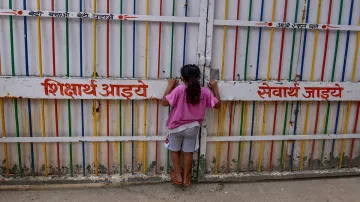 Uttar Pradesh School Opening date chief minister statement यूपी के कक्षा 6 से 12 तक के स्कूल 10 दिनो- India TV Hindi