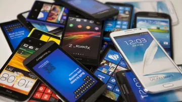 भारत में 2020 के अंतिम छह महीने में आए रिकॉर्ड 10 करोड़ स्मार्टफोन: रिपोर्ट- India TV Paisa