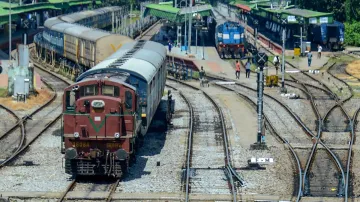 इन दो बड़े शहरों के बीच चलेगी वनवे सुपरफास्ट स्पेशल ट्रेन, ये है पूरा शेड्यूल- India TV Hindi