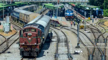 Ministry of Railways (Railway Board) Indian Railways New Delhi Mumbai Bandra Mahua Indore Gandhidham- India TV Hindi