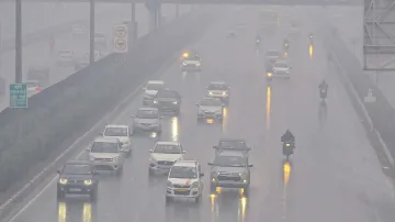 अगले कुछ घंटों में उत्तरी भारत के इन हिस्सों में बारिश की आशंका, मौसम विभाग ने अलर्ट जारी किया- India TV Hindi
