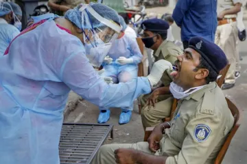 555 new coronavirus cases in Guj, one death, 482 recoveries- India TV Hindi