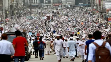 बांग्लादेश में इस्लामिक समूह के अनुयायियों ने हिंदुओं के 70-80 घरों को तोड़ा- India TV Hindi