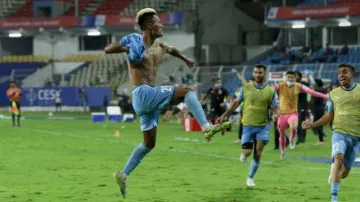ISL Final: Mumbai City FC, won by Bipin's goal, became champion for the first time - India TV Hindi
