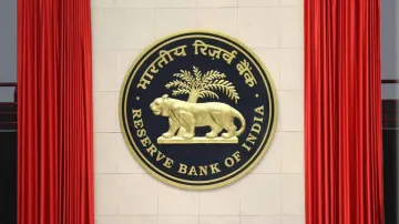 RBI extends timeline to comply with directions on recurring online transactions- India TV Paisa