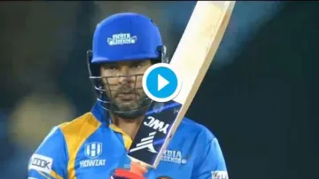 Yuvraj Singh hit 6 sixes and played 49 runs off 20 balls Road Safety World Series- India TV Hindi