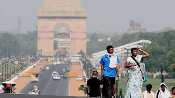 दिल्ली के लोगों को गर्मी से मिल सकती है राहत, बारिश के आसार- India TV Hindi