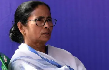 EC notice to West Bengal CM Mamata Banerjee for allegedly violating model code- India TV Hindi