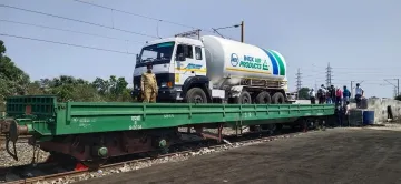 रेलवे चलाएगा Oxygen Express- India TV Hindi