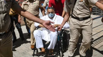 Mukhtar Ansari UP Police reaches punjab to take his custody मुख्तार अंसारी को हिरासत में लेने के लिए- India TV Hindi
