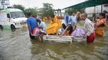 Cyclone Yaas: Widespread rainfall in Bihar leads to waterlogging in many hospitals- India TV Hindi