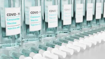 अब आने वाला है कोविड-19 बूस्टर टीका, इस दवा कंपनी ने मोदी सरकार से की यह बड़ी मांग- India TV Paisa