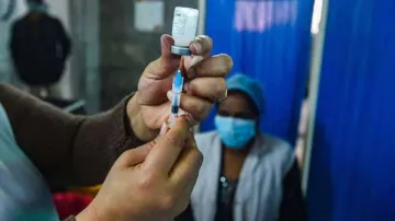 COVID-19 Vaccine Registration, Corona Vaccine Registration, Uttar Pradesh Vaccine- India TV Hindi