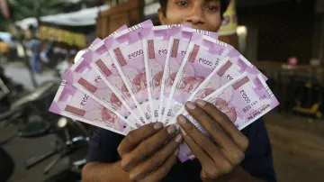 FPIs withdraw Rs 5,936 cr from equities in May amid worries over 2nd COVID wave- India TV Paisa