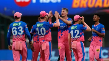 RR vs SRH Rajasthan beat Hyderabad by 55 runs due to the blatant performance of Jos Butler Chris Mor- India TV Hindi