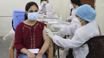 India crosses a major landmark with more than 18 Cr Cumulative Vaccination Coverage- India TV Hindi