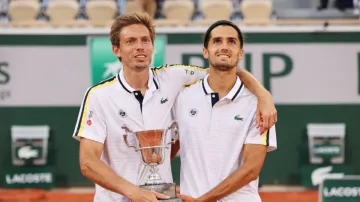 Nicolas Mahut and Pierre Hughes Herbert won the men's doubles title of the French Open tennis tourna- India TV Hindi