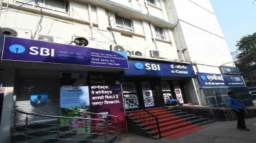 Good news for sbi customer,Google Pay launches cards tokenisation with SBI, other banks - India TV Paisa