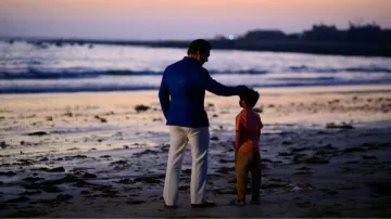 <p>Shoaib Akhtar's Son Dances to the Song of Aamir Khan</p>- India TV Hindi